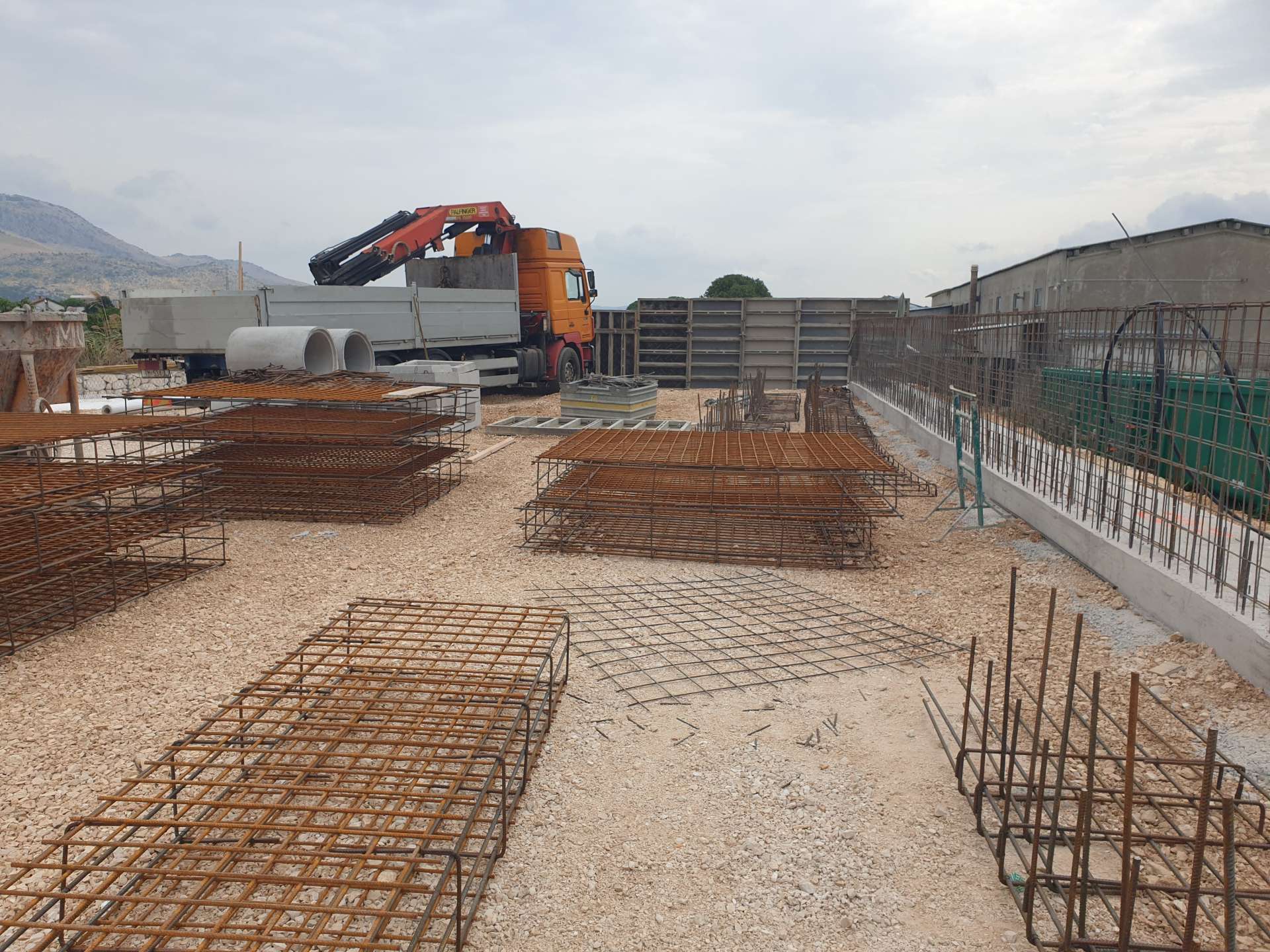 CONSTRUCTION AND EQUIPPING OF THE OPUZEN RECYLCLING YARD - 