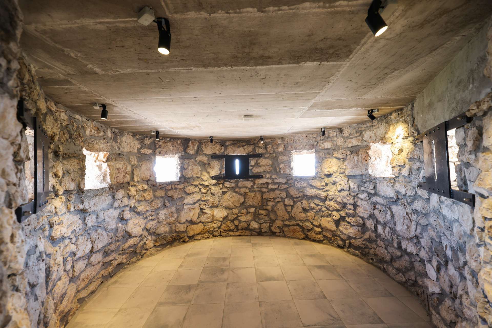GRPAŠĆAK INTERPRETATION EDUCATION CENTRE - 