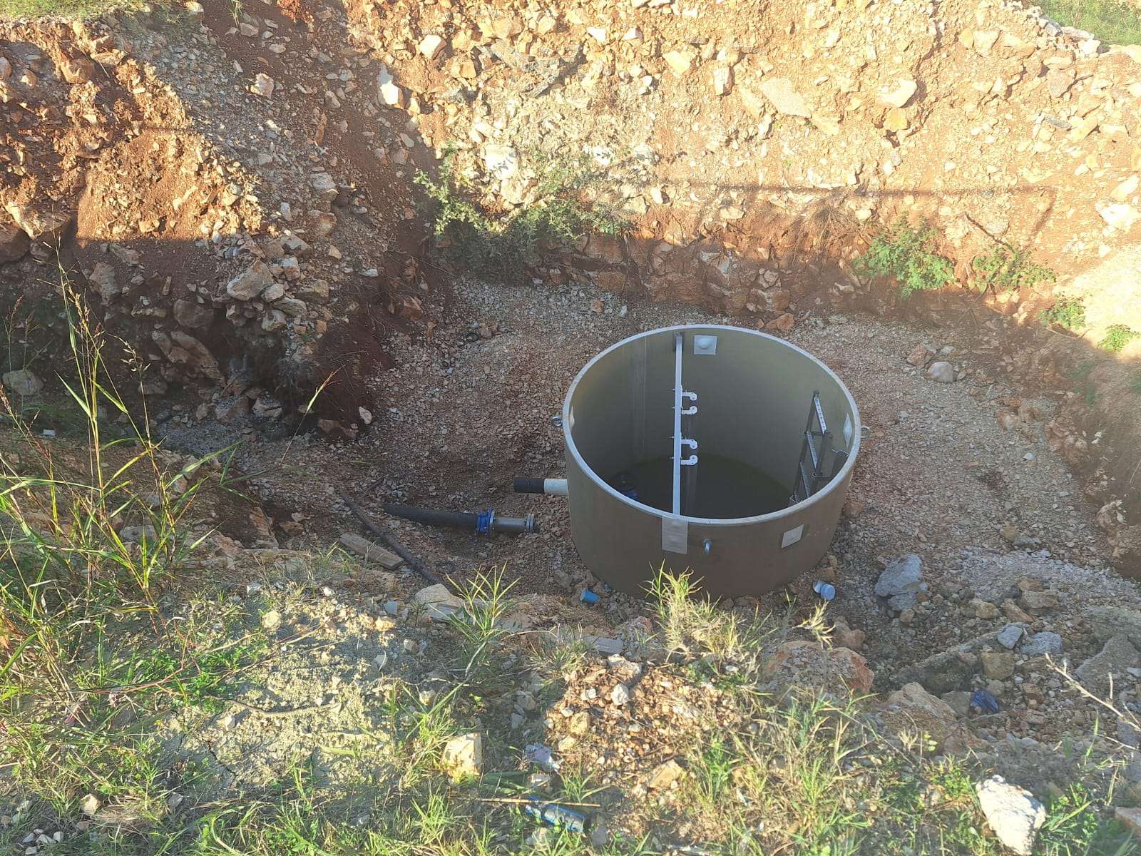 IZGRADNJA SUSTAVA SANITARNE ODVODNJE U STAMBENOJ ZONI GRABI OPĆINE POLIČNIK I IZGRADNJA KANALIZACIJSKOG SUSTAVA U NASELJU ZEMUNIK DONJI – PODSUSTAV ZAPAD 1 - 